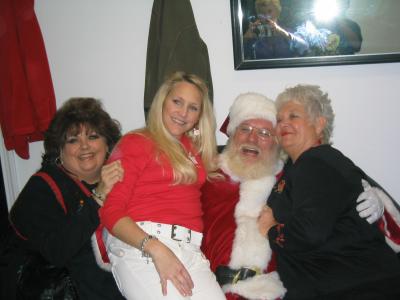 Sue,Sherrie,Santa & Shelby