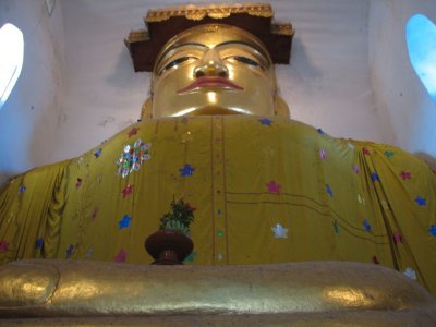 Budha in Manuha Temple