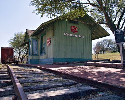 An end view of the Coupland depot.