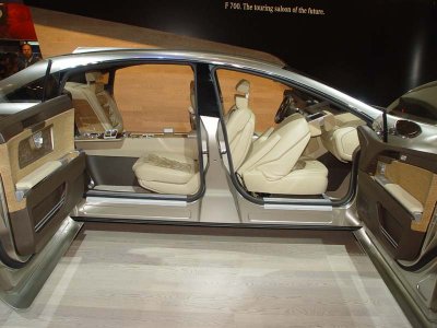 Mercedes Benz F700
