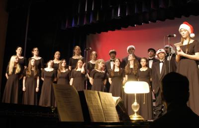 Holiday Choir 1.JPG