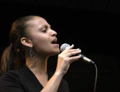 singer.JPG