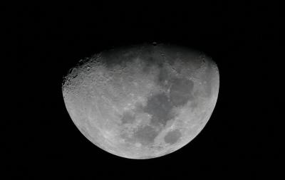 moon2 Megrez jan2005.jpg