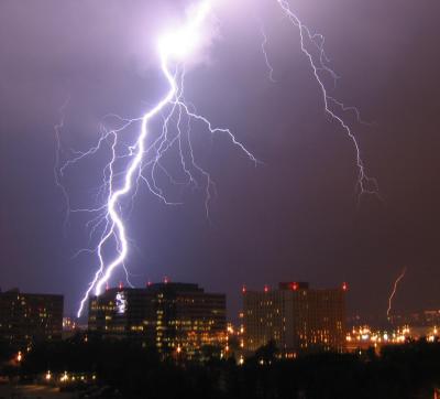 Lightning_in_Arlington.jpg