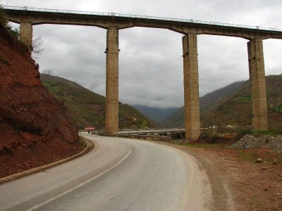 Most kolejowy na linii Elbasan - Pogradec(IMG_6397.jpg)