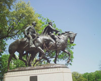 Dallas' Lee Park and Turtle Creek in the Spring