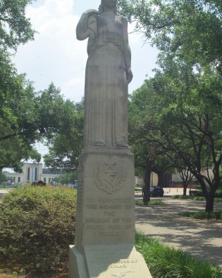 Statue Commemerating the Founders of Fair Park