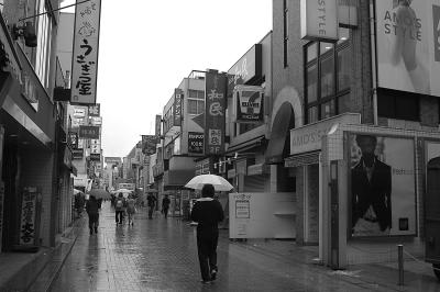 BW Japanese Street Scene.jpg