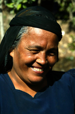 SMILING WOMAN CAIRO.jpg