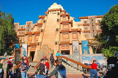 Epcot2-043jw.jpg