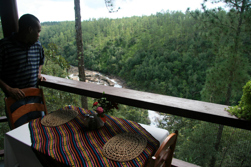 Balcony overlooks the waterfall