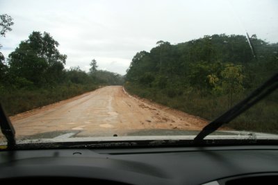Drive in the rain to Five Sisters Waterfall