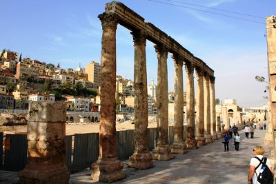 Colonnade Street