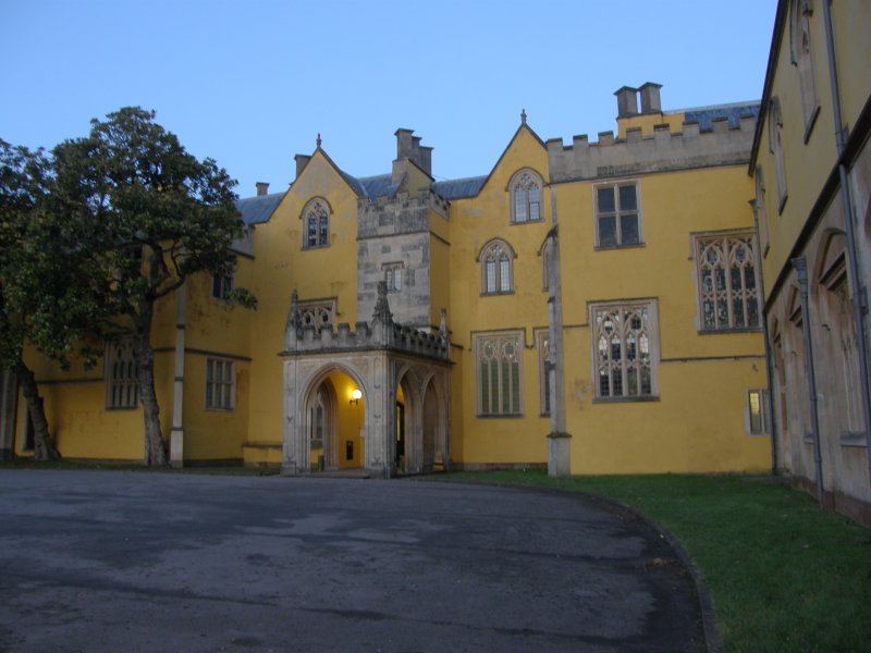 Yellow House at Ashton Court