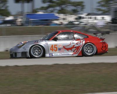 #45 Flying Lizard Motorsports - Porsche 911 GT3 RST