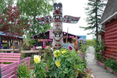 Totem Pole 03.jpg