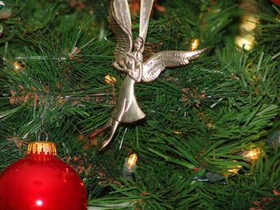 Ornament 18.jpg