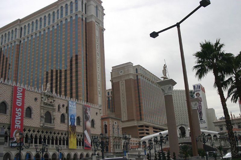 vegas_02.jpg