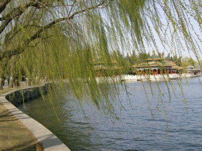 Lakeside, Behai Park
