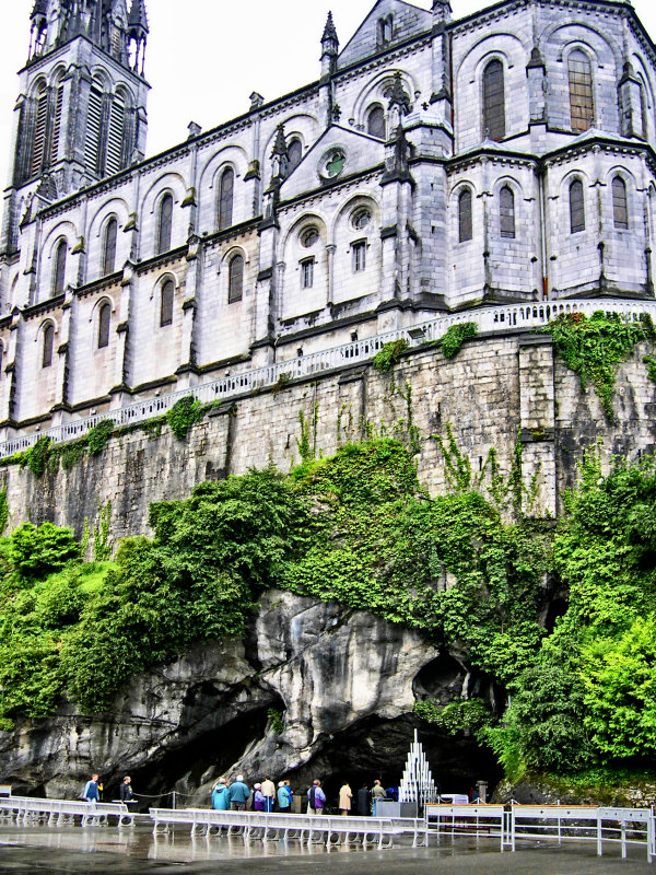 Lourdes