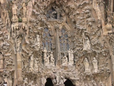 Portico view of La Sagrada Familia Cathedral