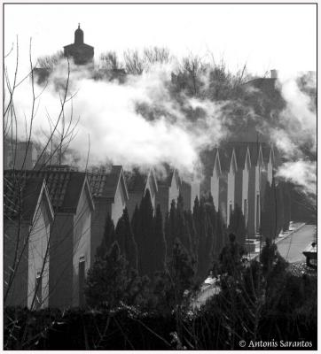 6 Jan 2006 Clouds over Ferraras cemetery