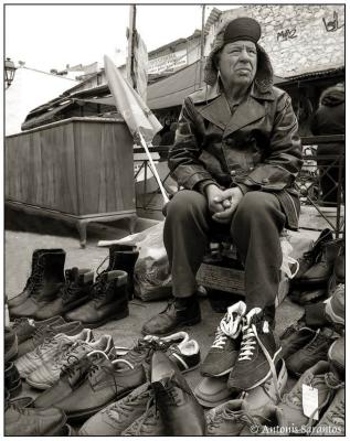 26 Jan 2006 Portrait of a shoe-seller