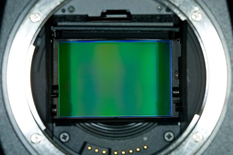 Canon EOS 1DsMkII  CMOS 1x Full Frame Image Sensor 36 x 24mm  8/3/2008