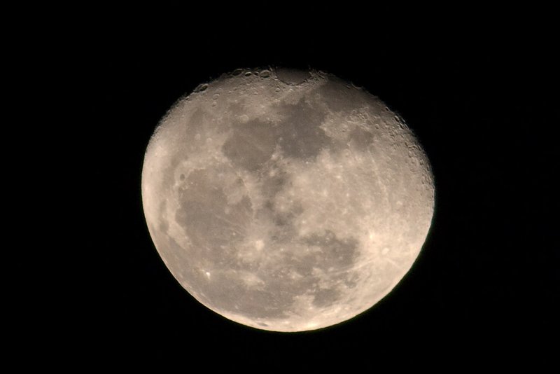 3/2/2010  Moon