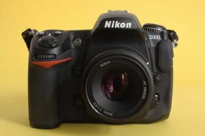 Nikon D300 with Nikkor 1,8/50mm AF