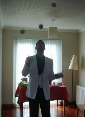 Juggling before the wedding