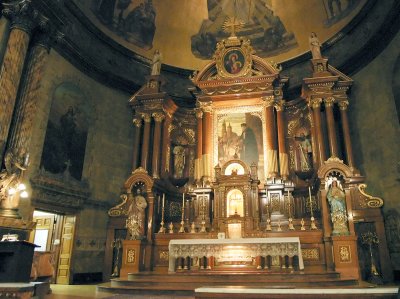Main Altar at St John Cantius IMG_9100.jpg