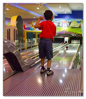 Dubai Bowling Centre (13).jpg