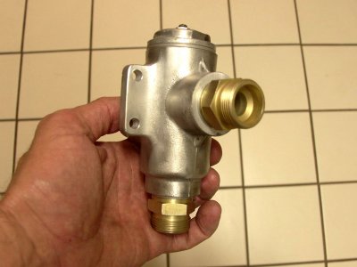 Oil Thermostat with Bracket Reconditioned - Photo 4