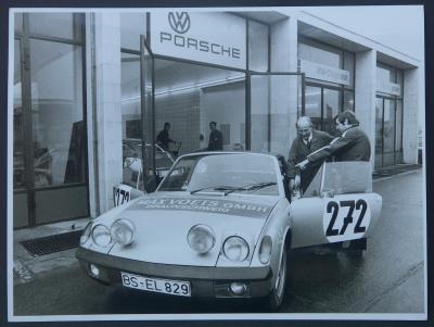 1970 Porsche 914-6 Dealer Photo