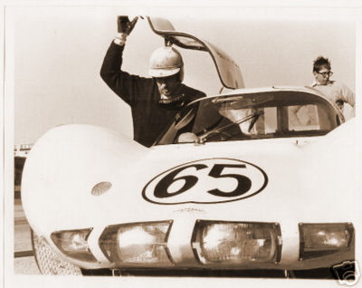 Jo Bonnier enters the Chaparral 2D he shared with Phill Hill, 24 HR Daytona 1966