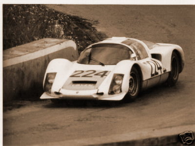 Porsche 906-8 of Klass-Davis before accident hampered its progress, Targa Florio 1966
