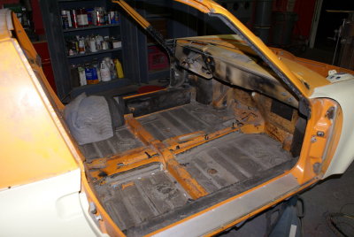 914-6 Wiring Harness Removal - Photo 15