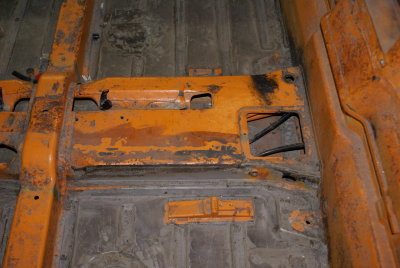 914-6 Wiring Harness Removal - Photo 18