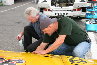 Tom Hedges, owner of the Whittington Bros. 935  with Bernie Buschen, chief master mechanic