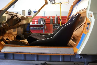 914-6 GT Scheel Seat-Rail Installation - Photo 17