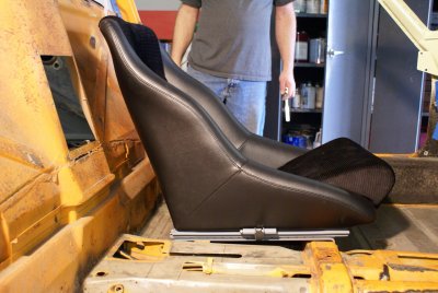 914-6 GT Scheel Seat-Rail Installation - Photo 26