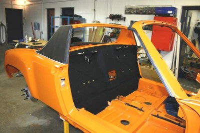 Luthansa 914-6 GT Seatbelts - Photo 1
