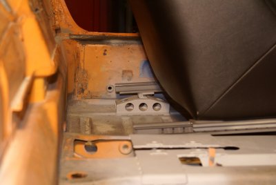 914-6 GT Scheel Seat-Rail Installation - Photo 55