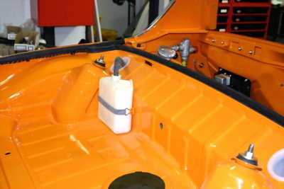 Lufthansa 914-6 GT Oil Overflow Bottle - Photo 2