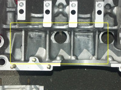 Early 2.0 Liter and RSR 3.0 Liter Sandcast Alloy Crankcase Comparison - Photo 26
