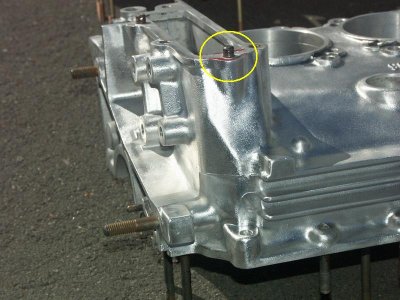 Early 2.0 Liter and RSR 3.0 Liter Sandcast Alloy Crankcase Comparison - Photo 47