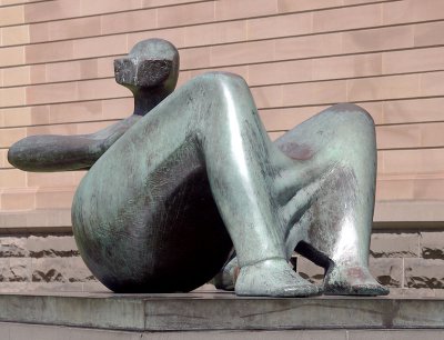 Henry Moore Bronze