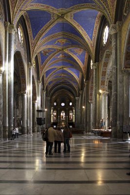 Sta. Maria sopra Minerva Nave Interior .jpg