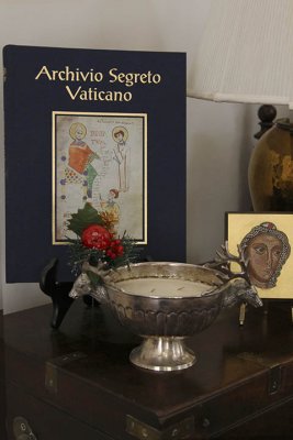 Vatican book arrangement.jpg